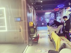 -VR+乐园·VR电竞·家庭亲子·密室逃脱·轰趴团建