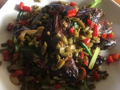 豆角炒腊禾花鱼-牛八宝桂林米粉(八里庄店)