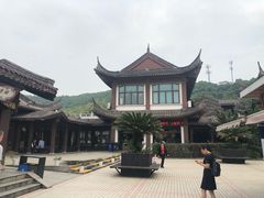 -慈城服务区-停车场