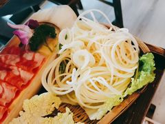 -热火朝天鲜切牛肉火锅(南强街巷店)