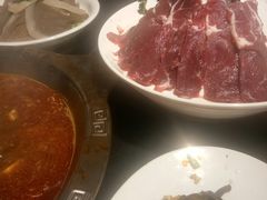 -牛员外鲜切牛肉火锅