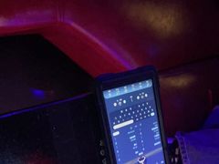 -温莎KTV(珠江路店)