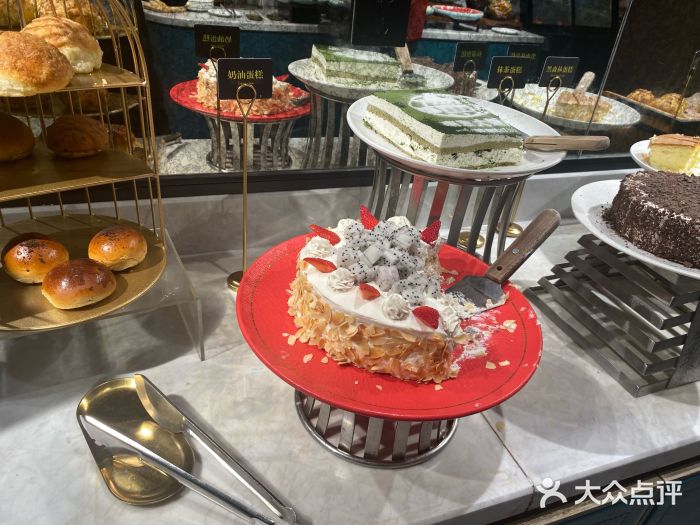 晶丽香榭自助餐(南京大饭店)图片