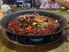 -黄潇洒老火锅(九眼桥宏济巷店)