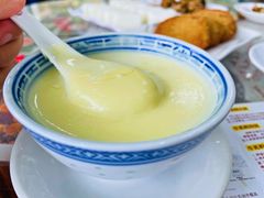 香滑凤凰奶-周大娘牛乳(旧寨古村总店)