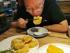 -小放牛炒菜馆(军校店)