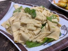 -溢福香东北兄弟酱骨饺子馆(刘家冲店)