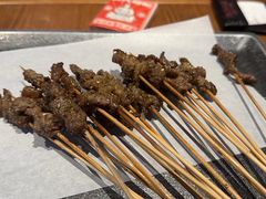 鲜嫩牛小串-管氏翅吧(护国寺店)