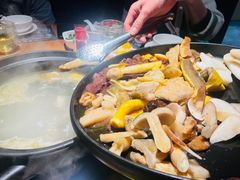 -一朵菌·野生菌探索家火锅(南亚店)