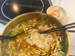 -峰味香.酱香米线.黄焖鸡(定西路店)