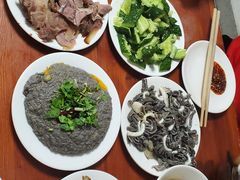 麻豆腐-宝瑞门钉肉饼店