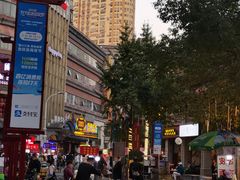 -吉庆街美食广场
