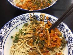 -李记热干面· 襄阳牛肉面