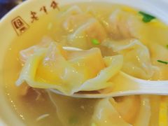 刀鱼馄饨-老半斋(福州路店)