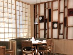 -蜜桃餐厅·伴山(湖滨商业街店)