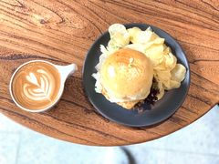 牛肉汉堡-明谦·Coffee&Cocktail Bar(美您公园店)
