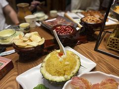 -老滇山寨•云南特色菜•地方菜•民族风情歌舞表演(金碧店)