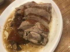 金牌烧鹅-裕记烧腊连锁餐饮(国商分店)