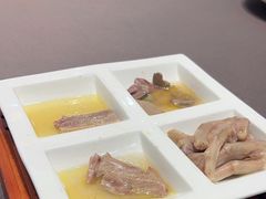 -香山湖家家宴(中山陵店)