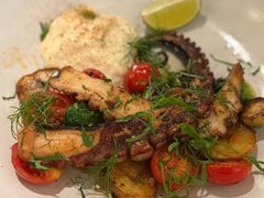 碳烤章鱼腿-LESCEDARS Brasserie Bistro香柏树