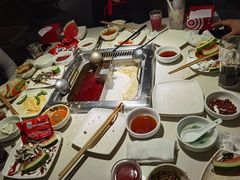 -海底捞火锅鲜切牛肉主题店(长寿路店)