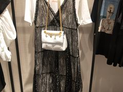 -URBAN REVIVO(七宝领展广场店)