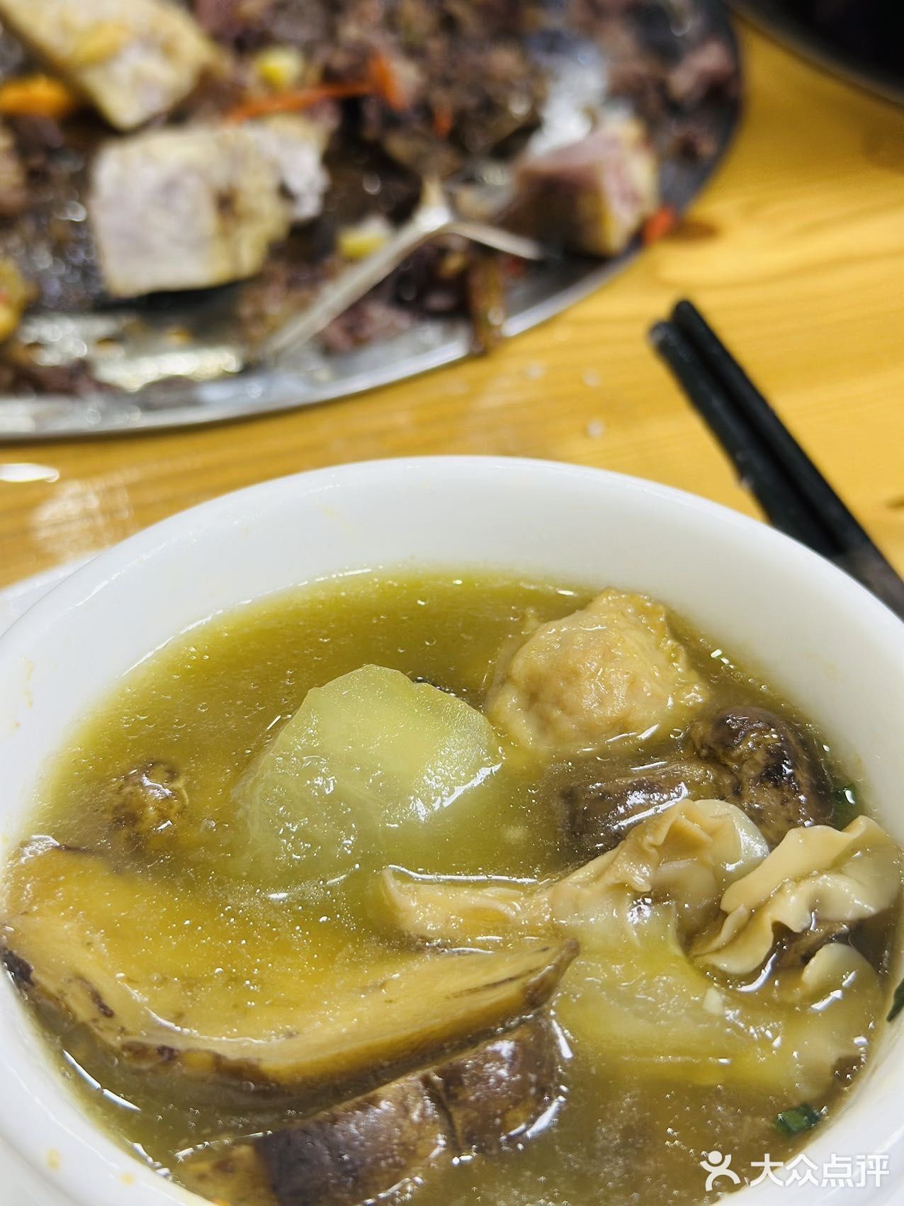 在江门闹市中野生菌Top1，巨无霸糯米鸡饭