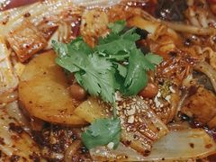 -西部马华清真兰州牛肉面·烧烤夜市(三里河店)