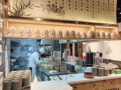 -馋三尺蟹粉小笼(人民广场店)