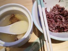 -老乡鸡(上海白玉兰广场店)