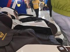 -新中关购物中心