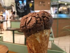 黑巧克力冰淇淋-LUNEURS月乐诗 冰淇淋咖啡(环贸店)