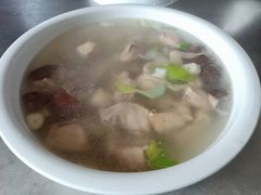 香菇炖小鸡-中原农家乐(中原饭店)