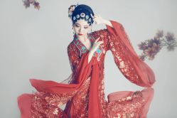 点击看大图 -盘子女人坊古装写真摄影(南京总店)