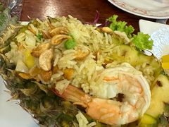 -Dang restaurant (patong phuket)