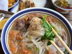 -云阿蛮云南生烫牛肉米线(奉贤路店)