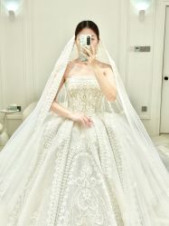 点击看大图 -Renee芮亦婚纱