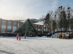 -亚布力新体委滑雪场