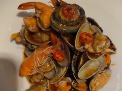 -赶海部落海鲜城(海阳路店)