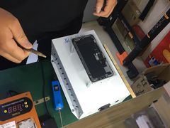 -鸿准通信科技·忠诚手机电脑维修中心(三林店)