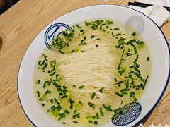 鸡汤银丝面-新万鑫银丝面·非遗无锡味(惠山古镇店)
