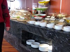 自助取餐区-汇泉王朝大饭店-旋转餐厅(南海路店)