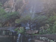 -伍山石窟