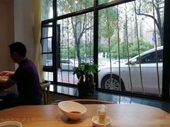 靠窗位-火候轩品质湘菜·私厨(市府店)