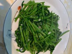 -魏铭鱼头捞饭(晋阳路店)