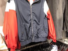 -H&M(天一广场店)