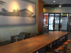 大堂-星巴克(天津滨海金元宝于家堡店)