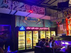 -UP嘻哈酒吧(粉巢店)