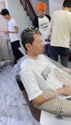 -藤野造型·烫发染发
