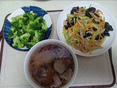 -鲸励母婴月嫂(望京店)